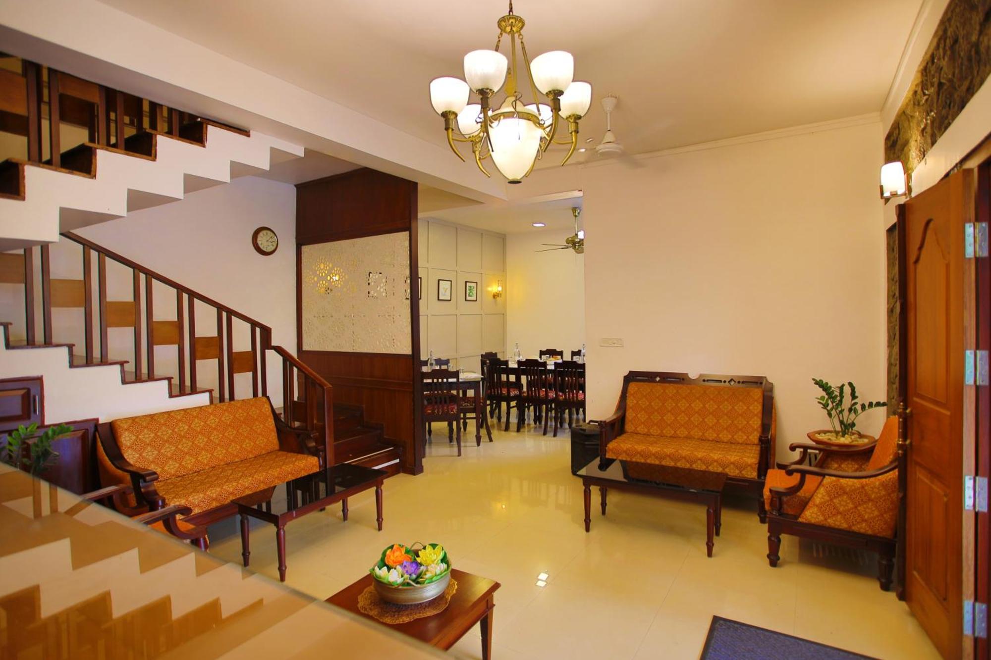 Chithirapuram Palace 蒙纳 外观 照片